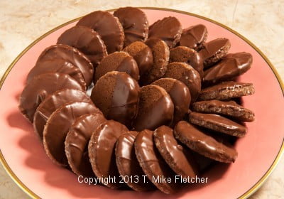 Tray of finished cookies