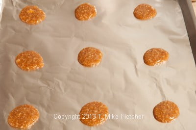 tray of unbaked cookies