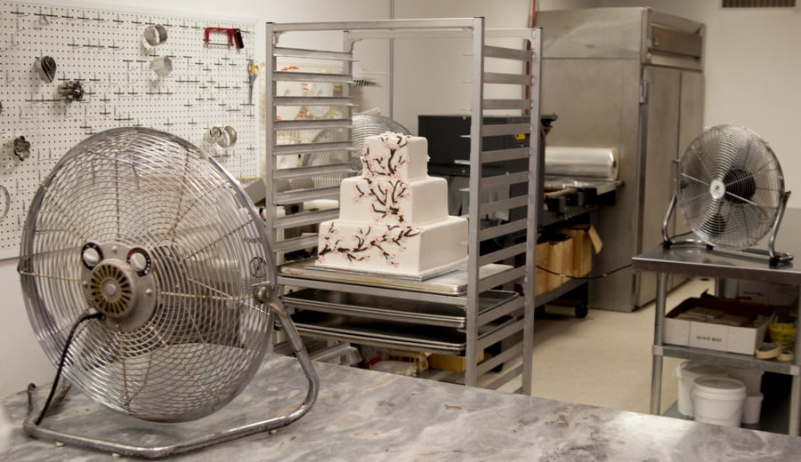 Drying a Fondant Covered Cake Pastries Like a Pro