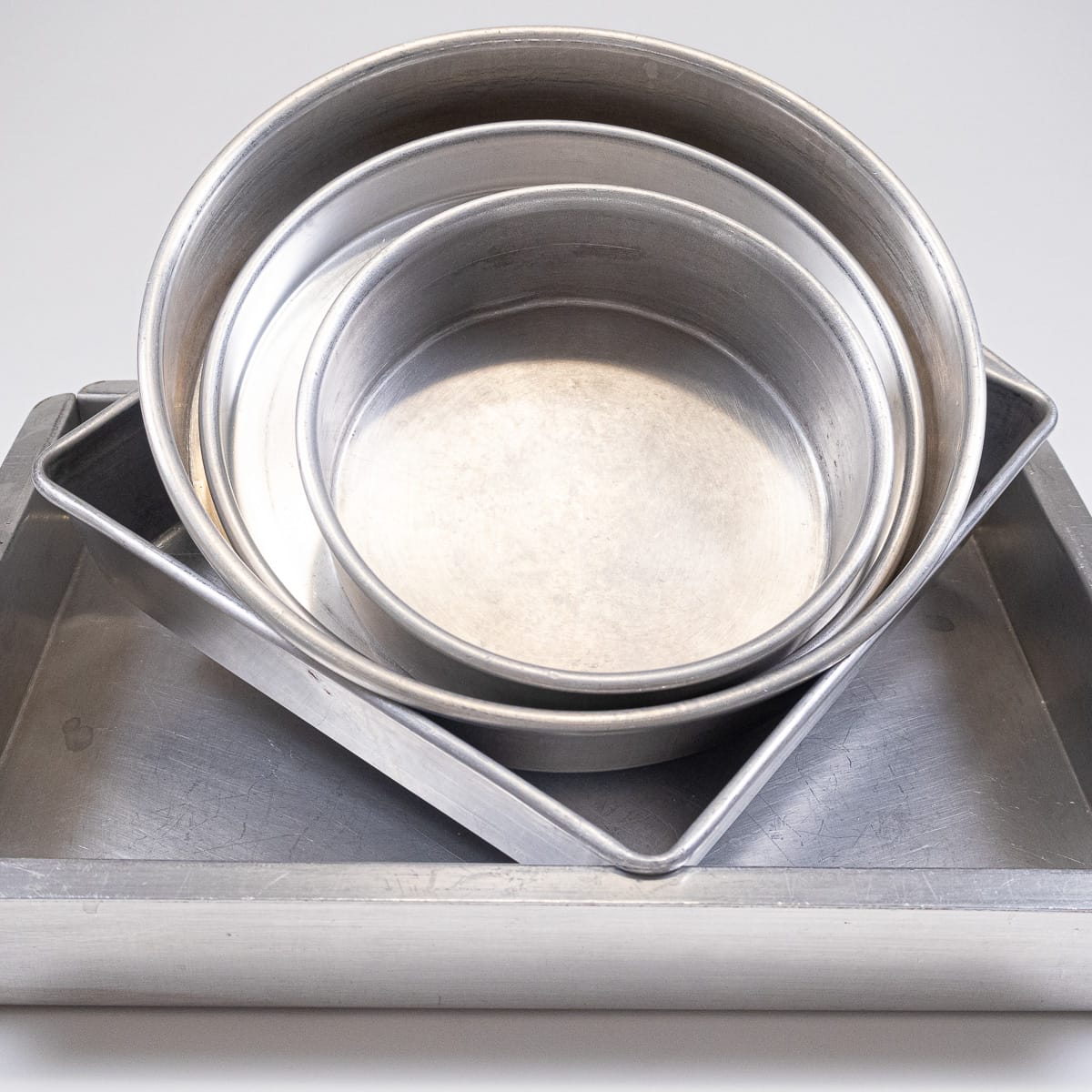 Baking Pan Size Substitutions for Cake Pans, Casseroles, and More