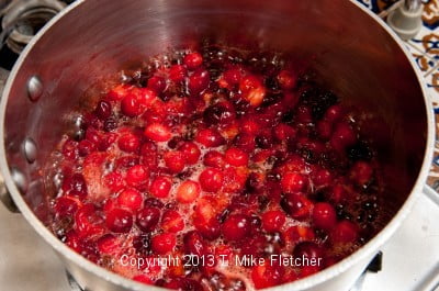 Cranberries boiling