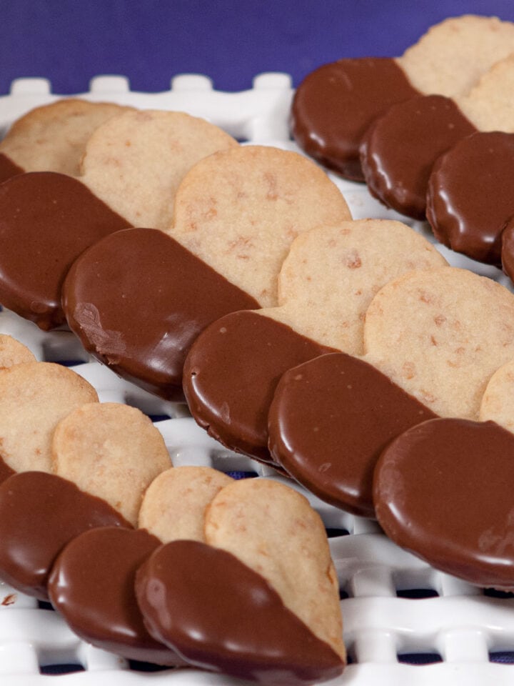 About Helen S. Fletcher Pastries Like a Pro