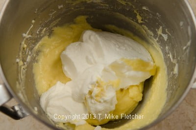 Whipped Cream in mascarpone filling