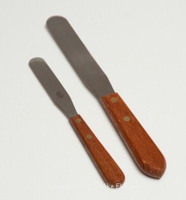 straight metal spatulas