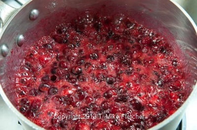 Cranberries boiling
