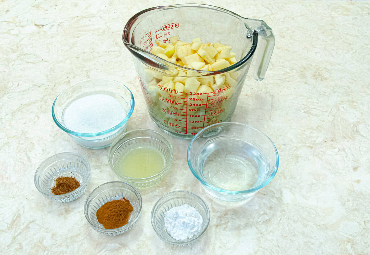 Ingredients for the apple filling include apples, granulated sugar, cinnamon, nutmeg, water, lemon juice, and potato starch.