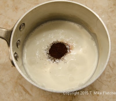Cheesecake cream in pan w-coffee