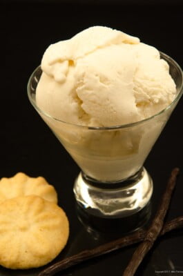 Vanilla Bean Cheesecake Ice Cream