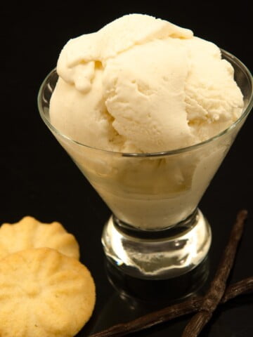 Vanilla Bean Cheesecake Ice Cream