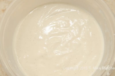 icd cream in container