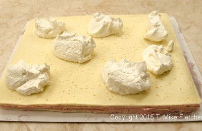Italian buttercream on top of wedding cakes 1