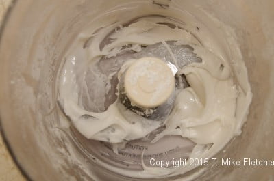 Remaining fondant in the food processor for Marshmallow fondant