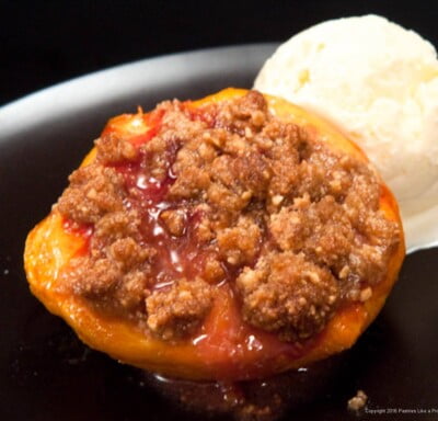 Roasted Peaches with Amaretti Crisp