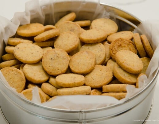 Zippy Cheddar Pecan Shortbreads