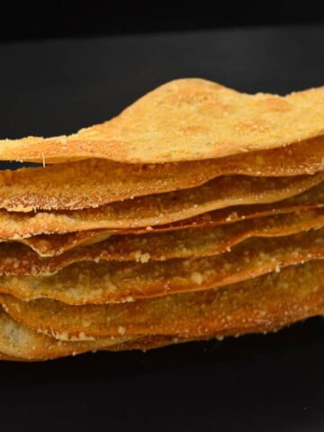 Garlic Oregano Cracker Bread