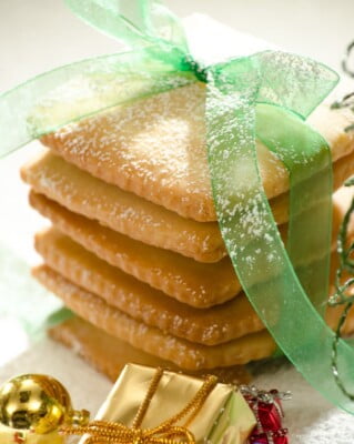 Peppermint Ravioli Cookies