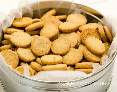 Cheddar Pecan Shortbreads for Holiday Food Gifts