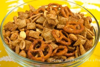 Hot Curried Party Mix