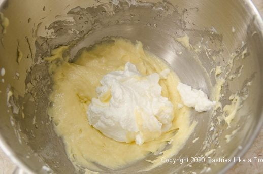 Whipped cream added to mascarpone