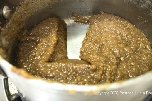 Walnut filling cooked