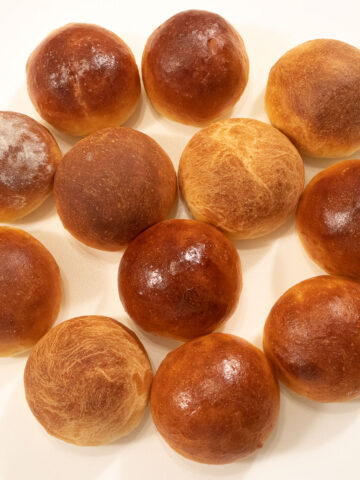 Different finishes on breads yielding different looking rolls.