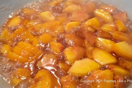 Peaches in syrup