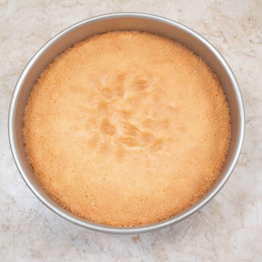 Genoise baked in pan