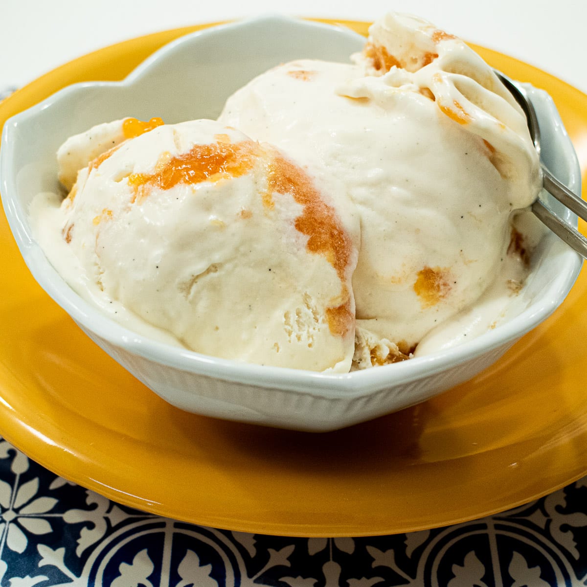 No Churn Peach Swirl Ice Cream - Pastries Like a Pro