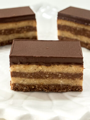 Bajadera - No Bake Cookie Bars are layered hazelnut bars topped with chocolate.