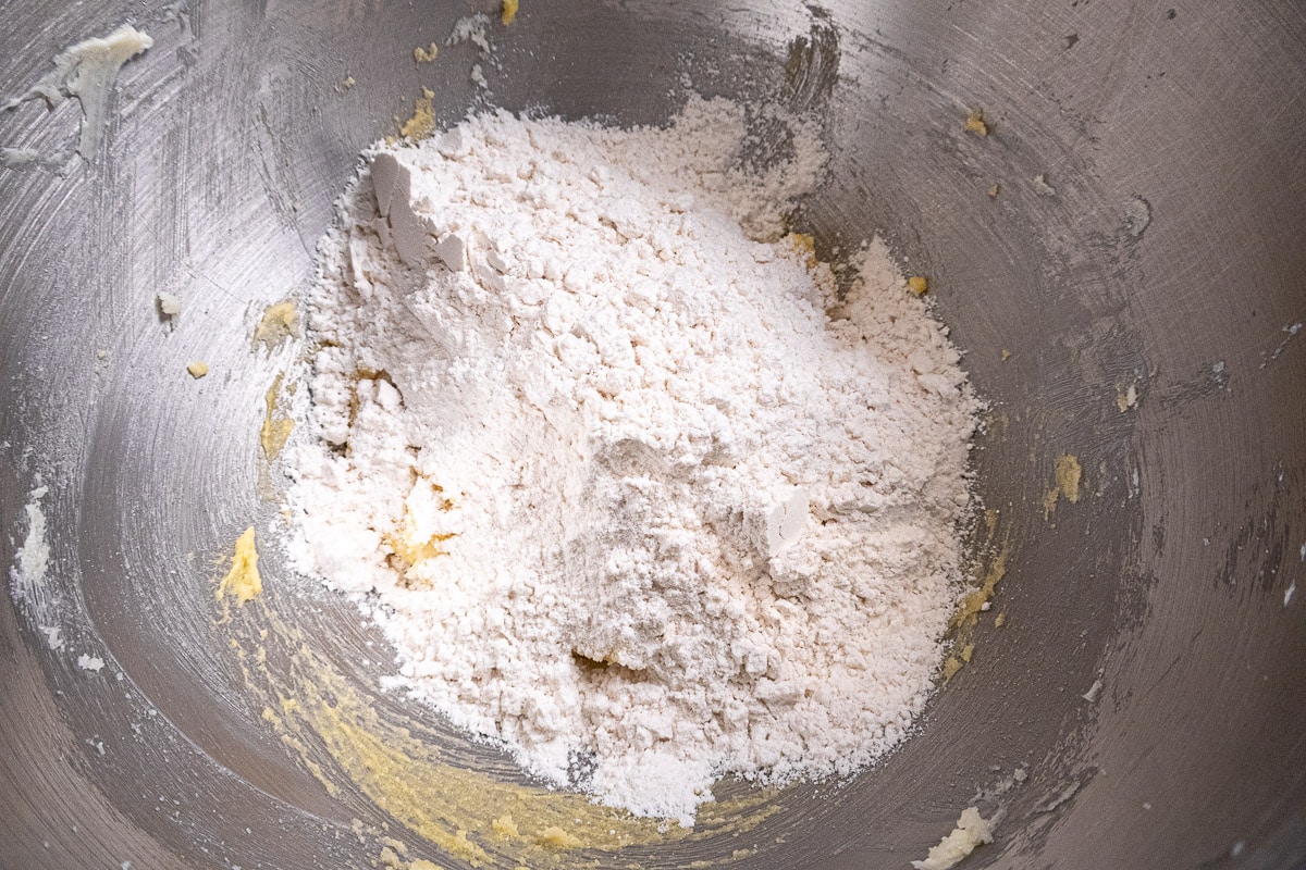 Add the all-purpose and cake flour to the crumb batter.