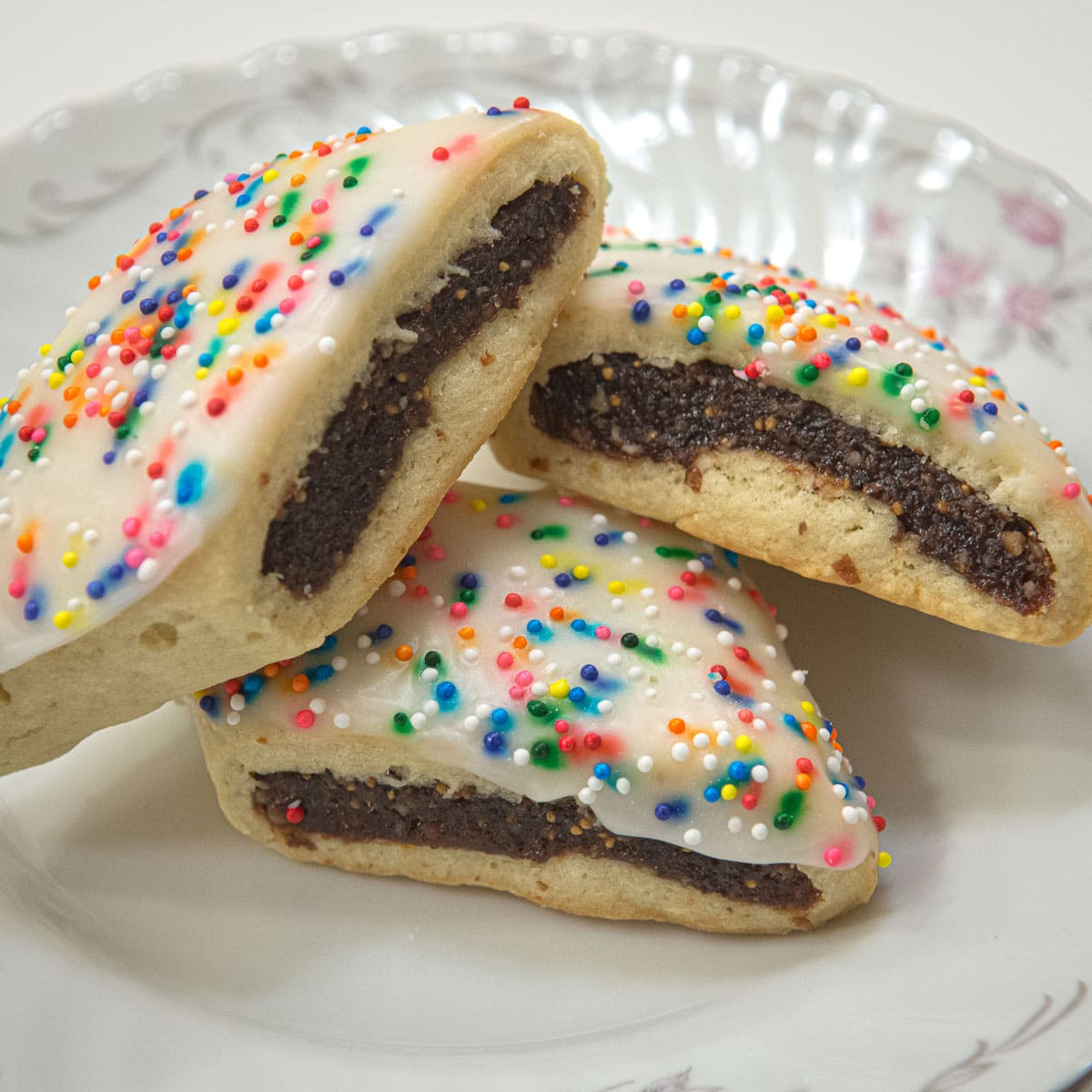 Simple Shortbread Cookies - Two Ways - An Italian in my Kitchen