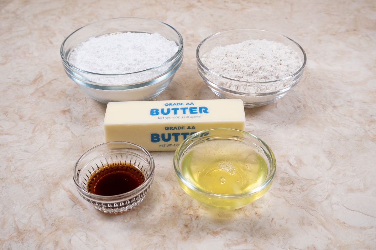 The five ingredients for the Langue de Chat are flour, powdered sugar, butter, vanilla and egg whites.