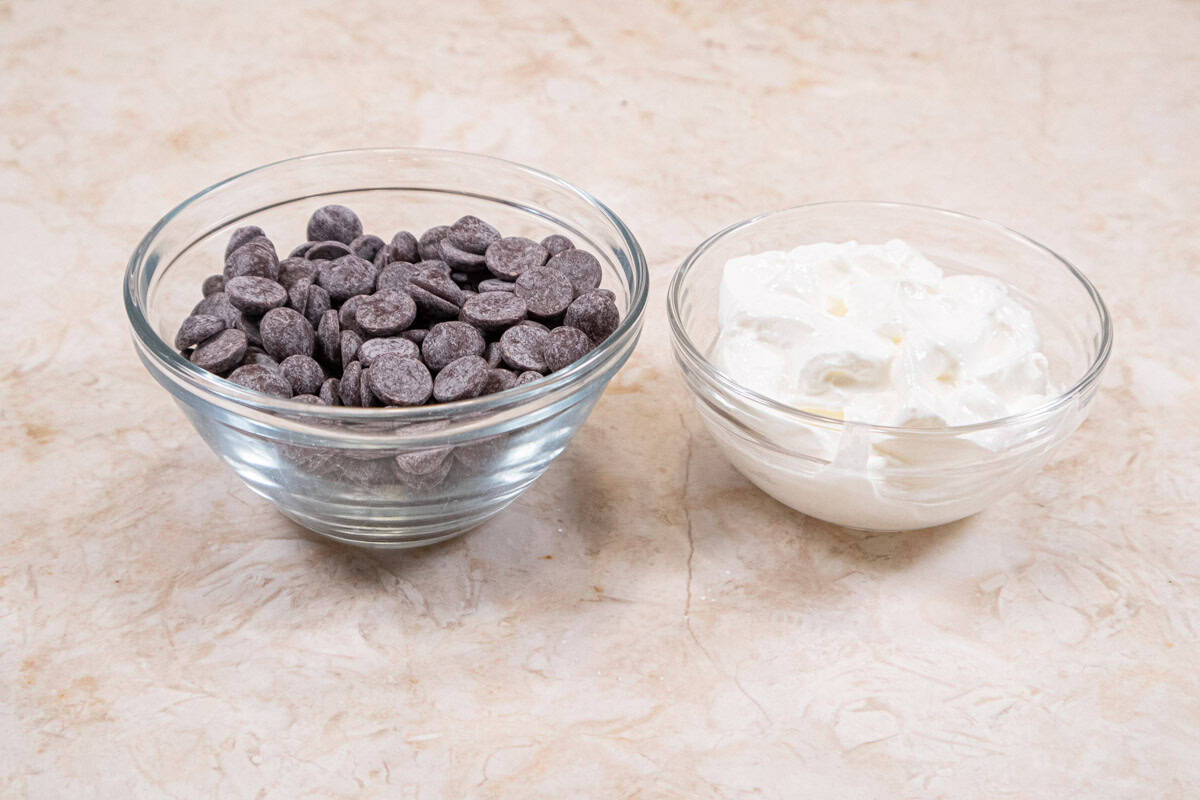 Ingredients for the chocolate  sour cream  ganache are semisweet chocolate and sour cream. 