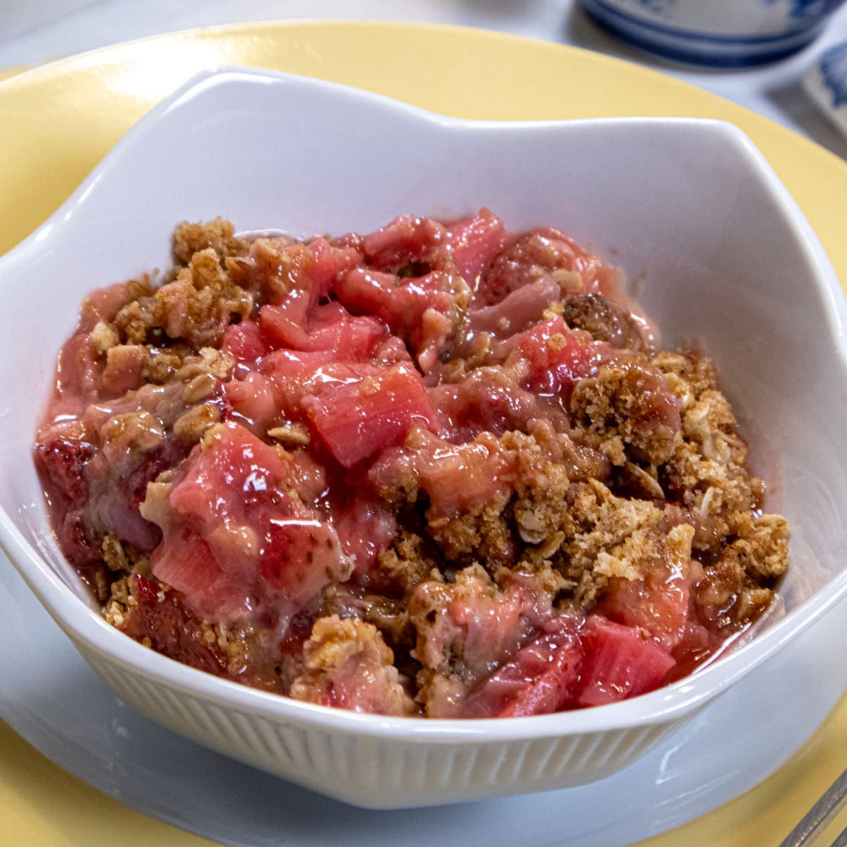 Simple Strawberry Rhubarb Crisp