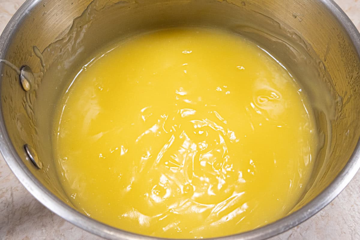 the finished filling in the saucepan.