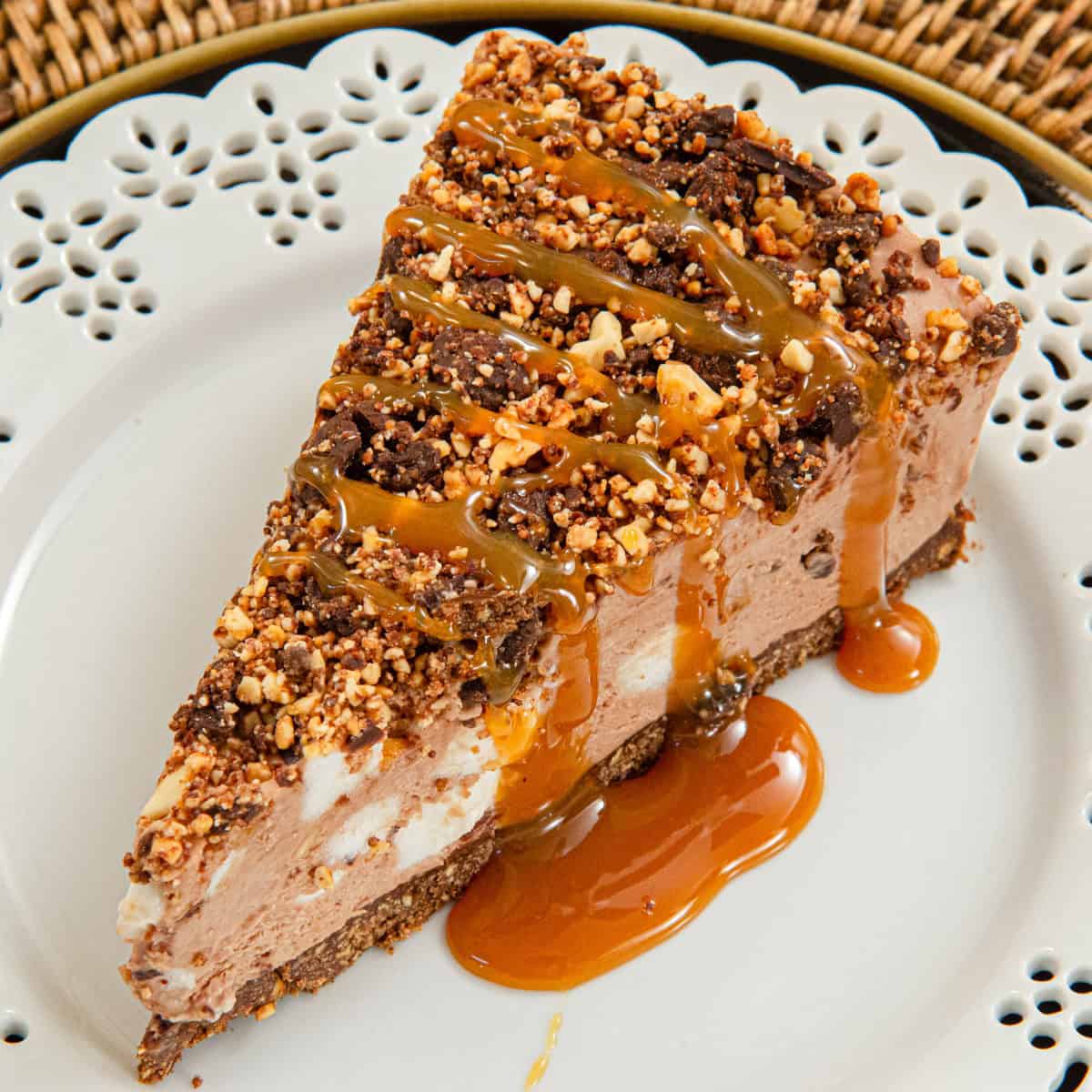 Easy No Bake Rocky Road Cheesecake